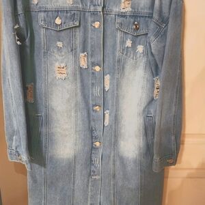 Women's LONG DISTRESSED JEAN COAT